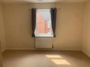 Bedroom- click for photo gallery